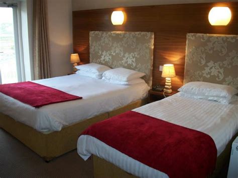 Leenane Hotel, LEENANE, Galway | Pub info @ Publocation