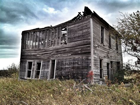 abandoned hotel in rural Minnesota | Abandoned hotels, Abandoned houses, Abandoned places