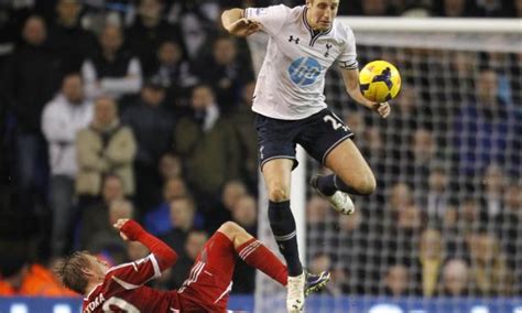 Spurs to beat Arsenal to defender? Latest on Tottenham’s transfer ...