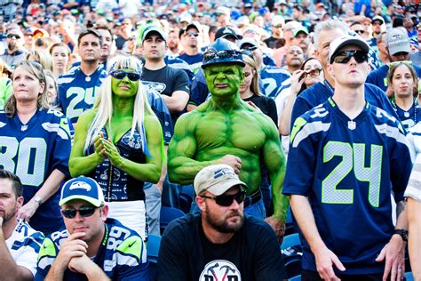 Geologists Are Going to Measure Seattle Seahawk Fans' Feetquake | WIRED