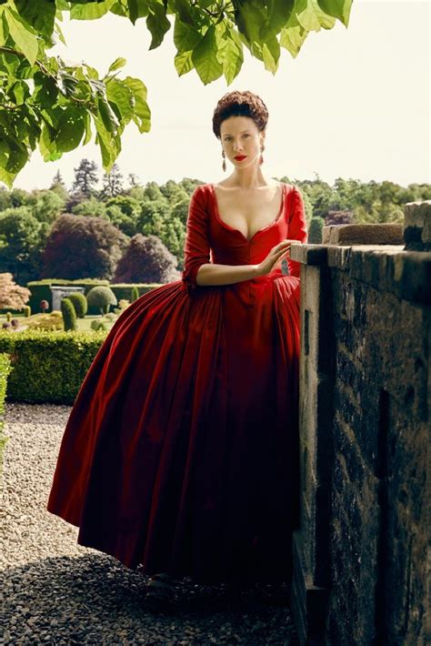 'Outlander' Star Caitriona Balfe Goes Minimal for InStyle Magazine