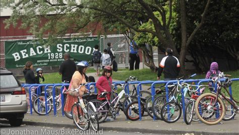 7 ways to transform traffic safety around your school for under $500 – BikePortland