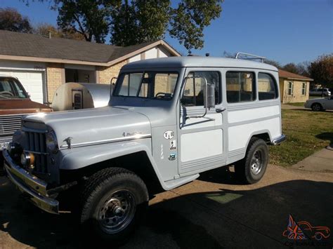 Jeep willys station wagon 1954