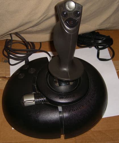 Amazon.com: Microsoft Sidewinder Force Feedback 2 Joystick: Electronics