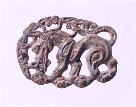 Xiongnu Belt Buckle, 3rd-2nd century BC The Metropolitan Museum of Art | Metropolitan museum of ...