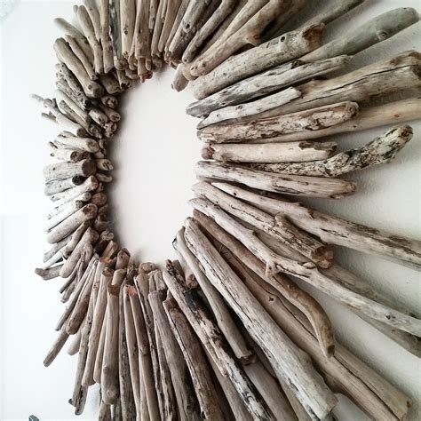 Simply Gourmet: DIY Driftwood Wreath