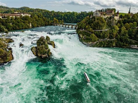 Neuhausen Am Rheinfall: Rhine Falls Boat Tour