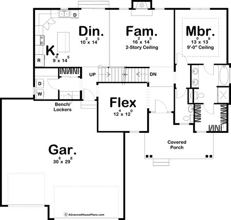 the floor plan for this house shows the living area, dining room and kitchen areas