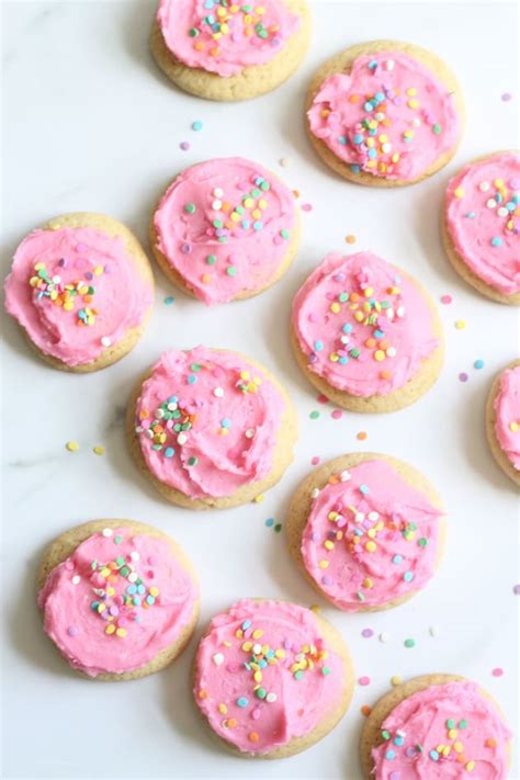 Lofthouse Cookies Recipe - Food Fanatic