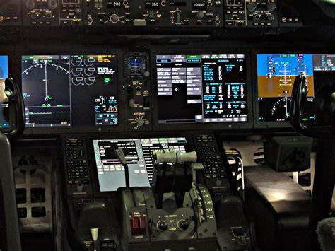 N787BX Boeing 787-8 Cockpit | atpl1974 | Flickr