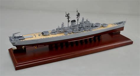 USS Des Moines CA134 | Model ships, Uss des moines, Ship