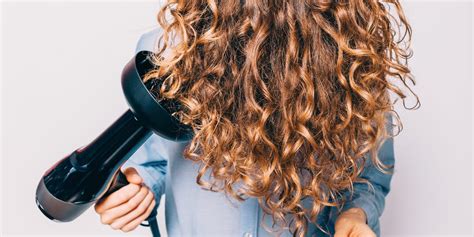 13 Best Diffusers for Curly Hair 2020