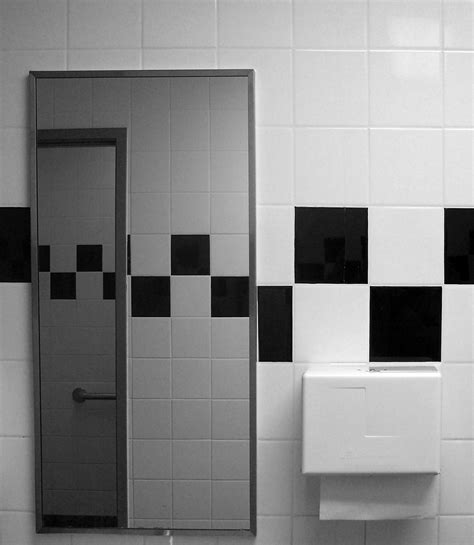 Black And White Bathroom Free Stock Photo - Public Domain Pictures