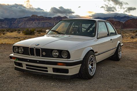 1984 BMW 318i 2.8L 5-Speed - Flipboard