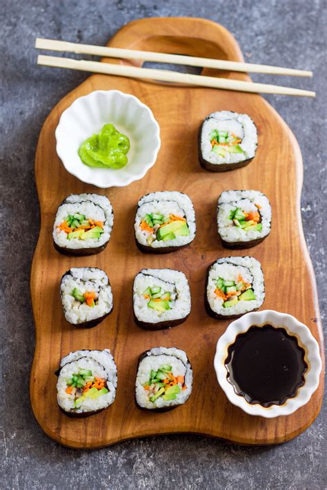 One Teaspoon Of Life: Avocado, Cucumber, Carrot Sushi | Vegan Maki Roll [Video Recipe]