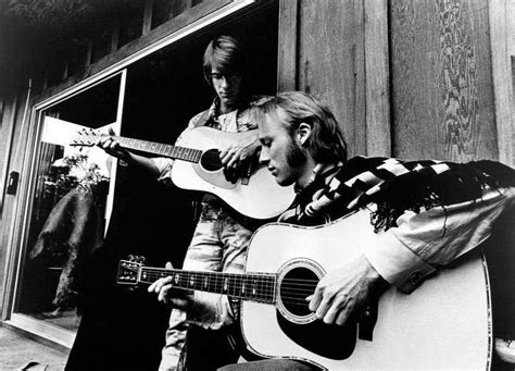 10 Best Stephen Stills Songs of All Time - Singersroom.com