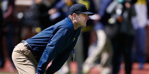 Jim Harbaugh explains his khaki pants obsession | Harbaugh, Football coach, Michigan wolverines ...