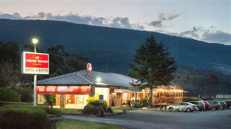 Halls Gap Hotel, Food and Wine, Grampians, Victoria, Australia