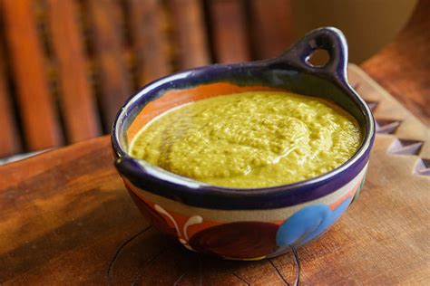 Green Chile Sauce - Recipe | Spice Trekkers