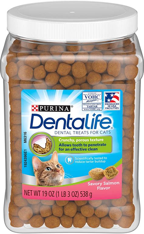 Purina DentaLife Cat Treats Size: 19 oz. Canister - Salmon - Cat Treats