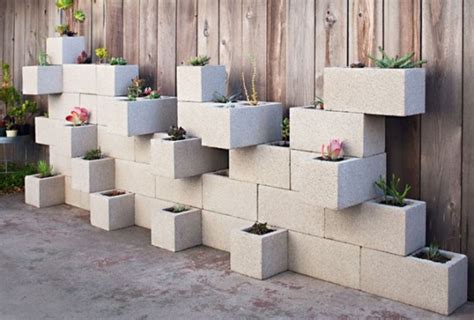 creative uses of concrete blocks in your home and garden | AmazingONLY.com