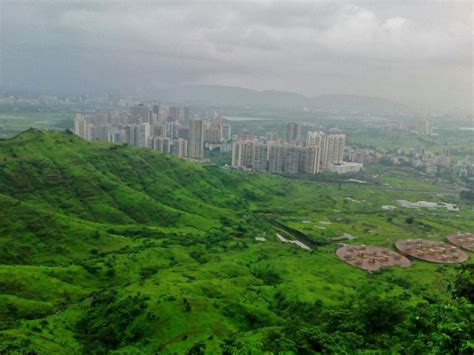 Kharghar Hills in Monsoon - A tale of two bengalis on hilltop