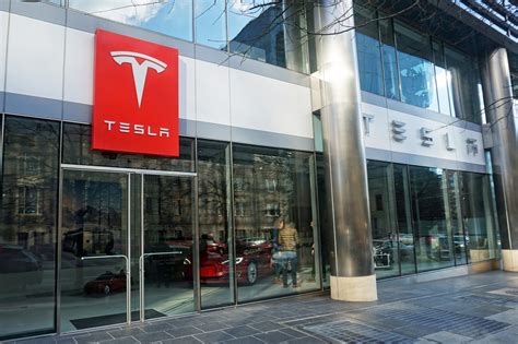 ‘Cold-hearted’ Tesla threatened to close its dealerships without ...