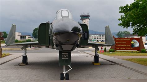 Illuminating history: F-4 Phantom II restoration > Ramstein Air Base ...