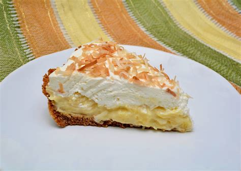 Tropical Pineapple Coconut Cream Pie | Recipe