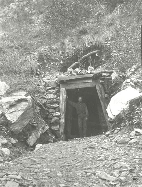 Exploring Shasta County history by Jeremy M. Tuggle: THE FRIDAY-LOWDEN MINE