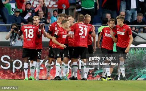 Hannover 96 Players Photos and Premium High Res Pictures - Getty Images