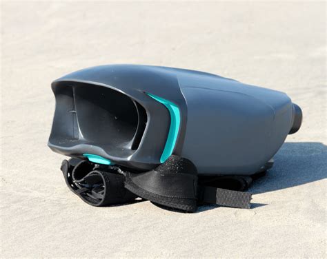 Student designs and builds underwater jetpack, aims to start production ...