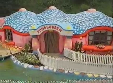 Mr Blobby's House — Dunblobbin