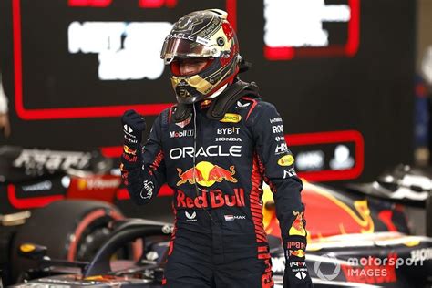 F1 Abu Dhabi GP: Verstappen grabs pole as Hamilton, Sainz miss Q3