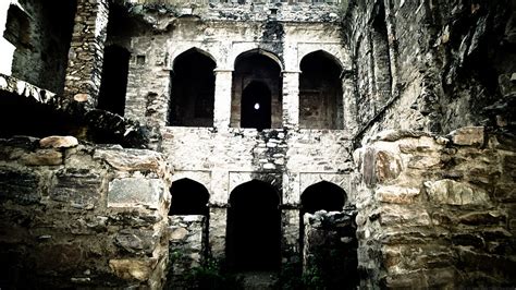 Bhangarh Fort Curse - Everything You Need to Know About It