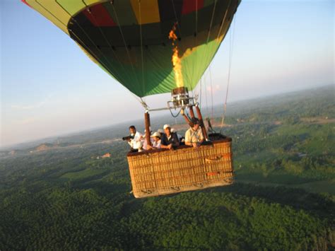 Hot Air Ballooning in Sri Lanka with Air Magic