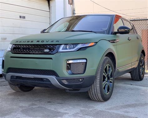 Range Rover wrapped in Matte Military Green vinyl