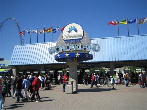 Amusement Parks - Paramount Canada's Wonderland - Amusement Parks on Waymarking.com