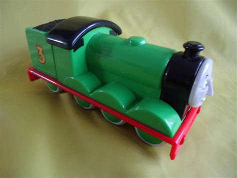 MY FIRST THOMAS - TOY ENGINES - YOU CHOOSE !! - GOLDEN BEAR ! | eBay