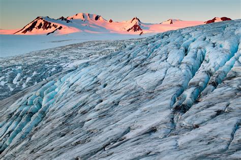 Discover the beauty of U.S. national parks in winter