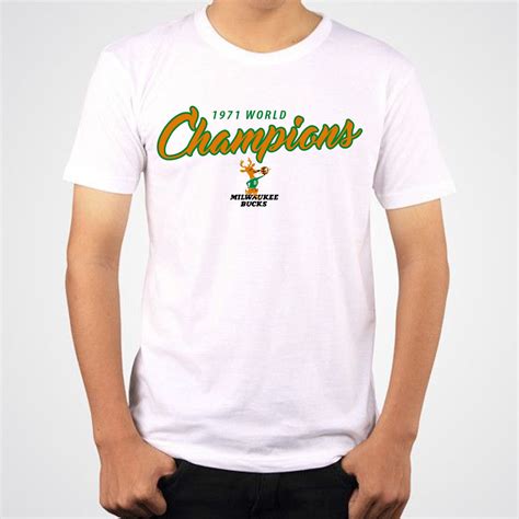 1971 Champions Milwaukee Bucks Basketball Unisex T-Shirt - Beeteeshop