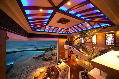 Tiger Woods' House | Luxury house designs, House design, House design photos