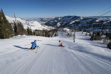 Utah Ski Resorts [23/24 Season Updates] | Visit Utah