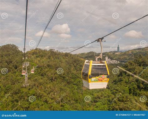 Maokong Gondola editorial photography. Image of buliding - 275846137