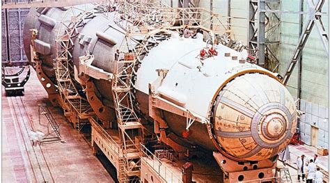 N1 Rocket - The Most Powerful Space Rocket Ever Built - PlaneHistoria