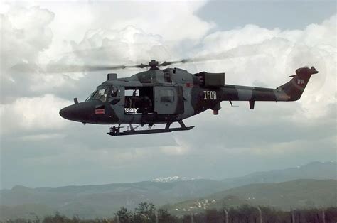 A British Army Lynx AH.7 in Bosnia during Operation Resolute, in 1996 ...