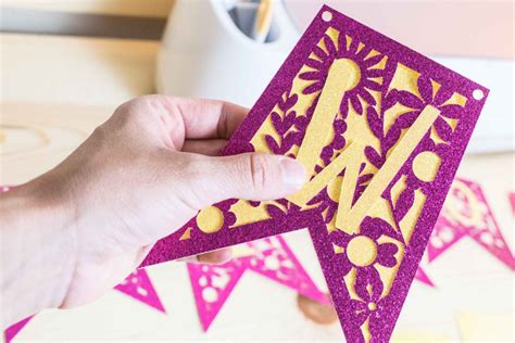 Make Stunning Banners With your Cricut +Free SVG Templates – Daydream ...