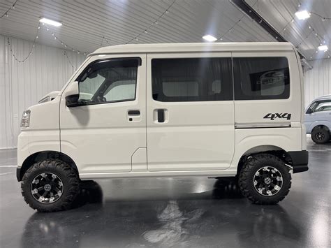 AUTOMATIC 2023 Daihatsu Hijet Van (Made By Toyota) - US Mini Truck Sales