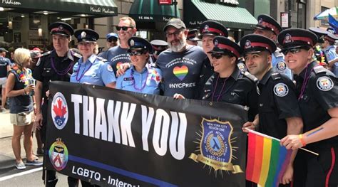 Toronto Police march in uniform at New York Pride Parade (PHOTOS) | Daily Hive Toronto