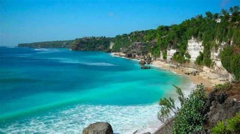 Pantai Banten Sawarna - Homecare24